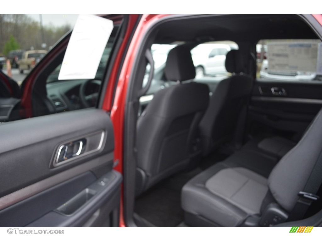 2018 Explorer XLT - Ruby Red / Ebony Black photo #9