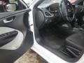 Bright White - Dart SXT Photo No. 31
