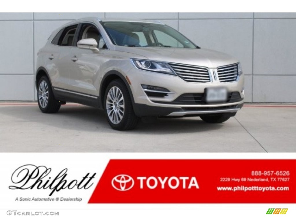 White Gold Lincoln MKC