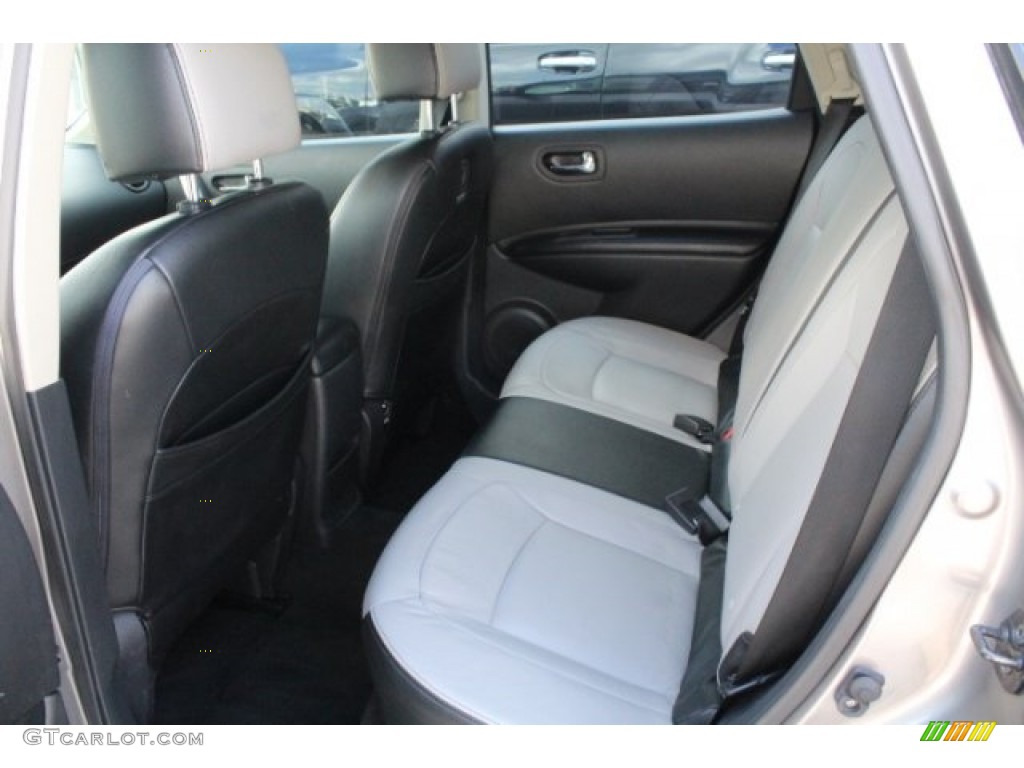 2011 Rogue S - Platinum Graphite / Black photo #22