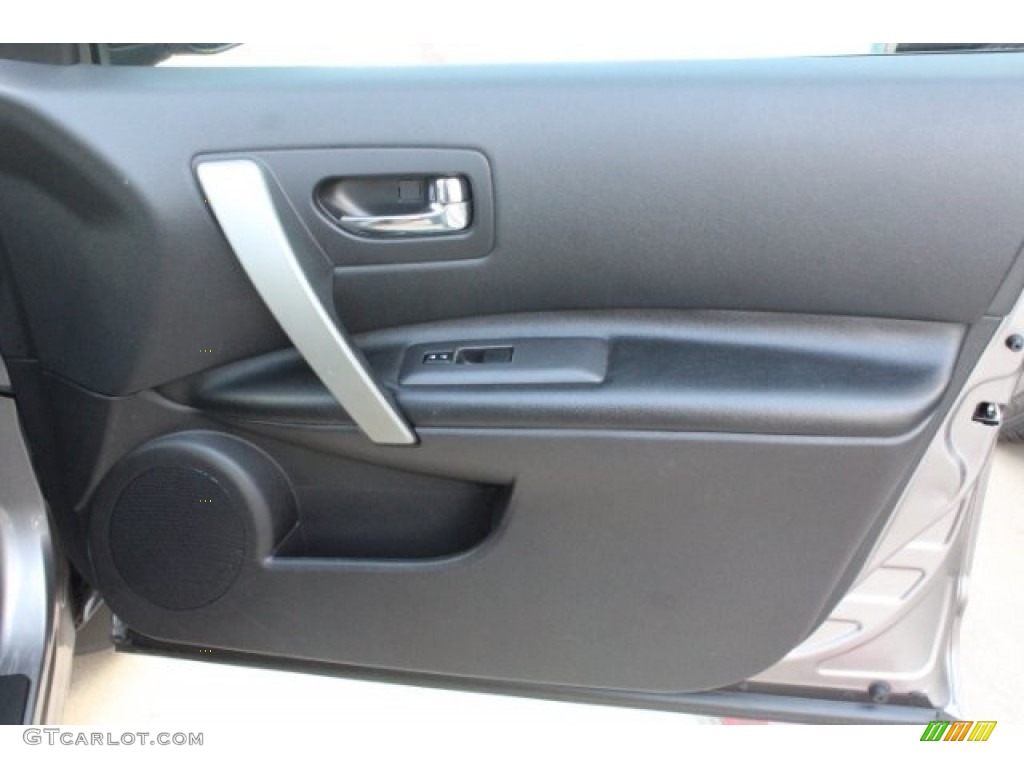 2011 Rogue S - Platinum Graphite / Black photo #28