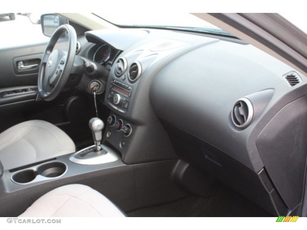 2011 Rogue S - Platinum Graphite / Black photo #29
