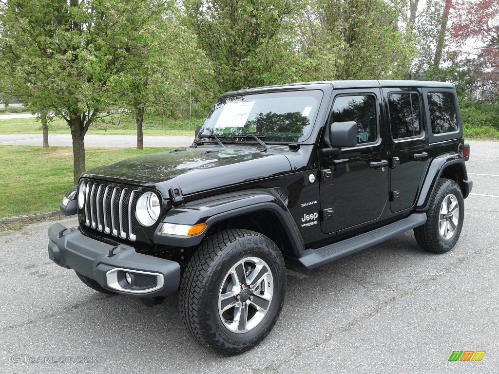 Black 2018 Jeep Wrangler Unlimited Sahara 4x4 Exterior Photo #126397980