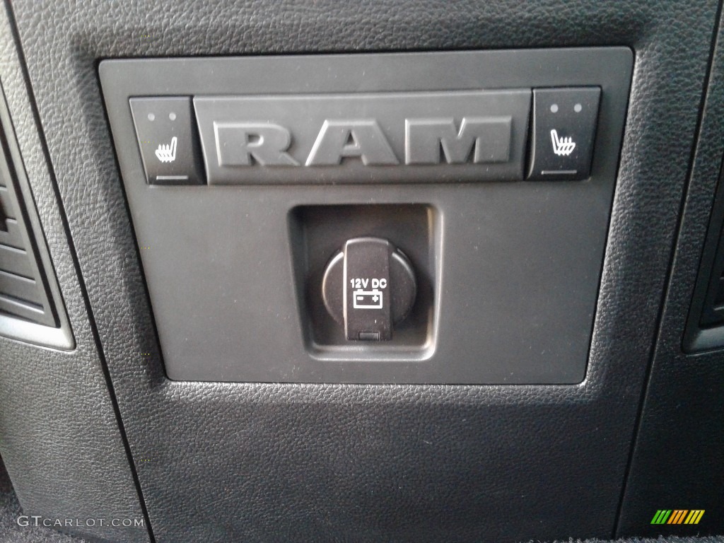2018 3500 Laramie Mega Cab 4x4 Dual Rear Wheel - Granite Crystal Metallic / Black photo #12