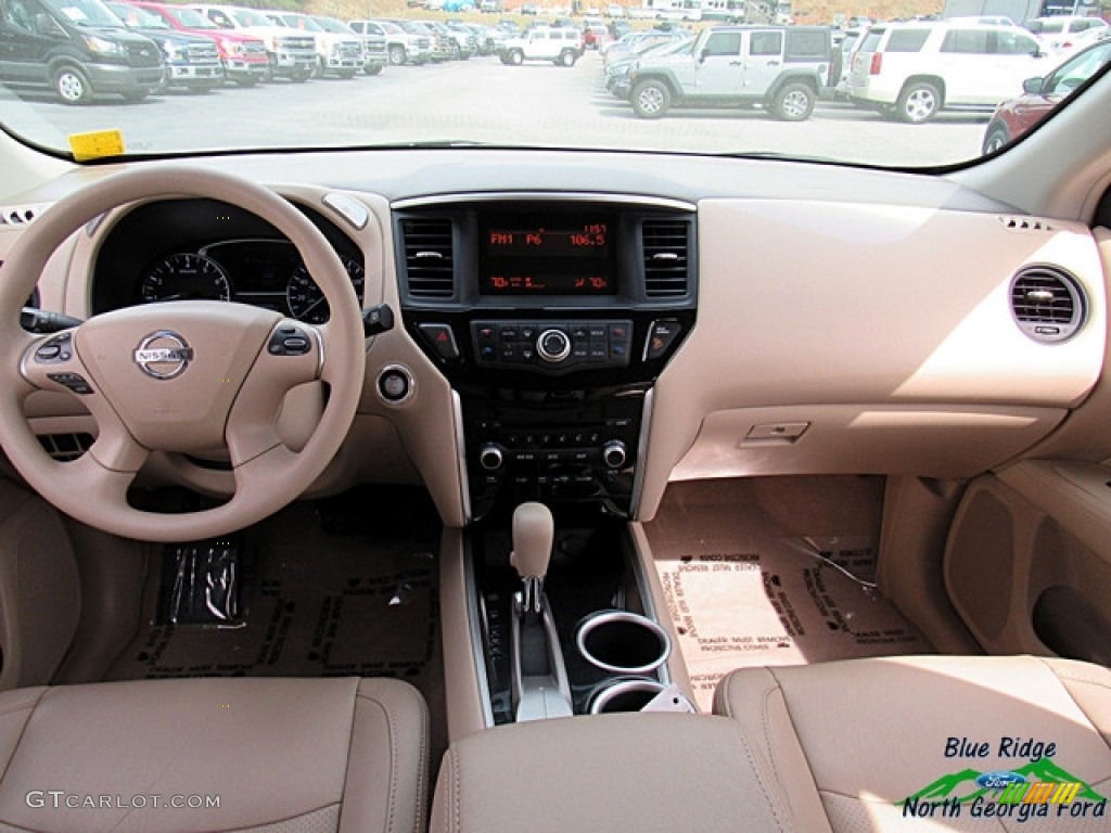 2013 Pathfinder SL - Moonlight White / Almond photo #23