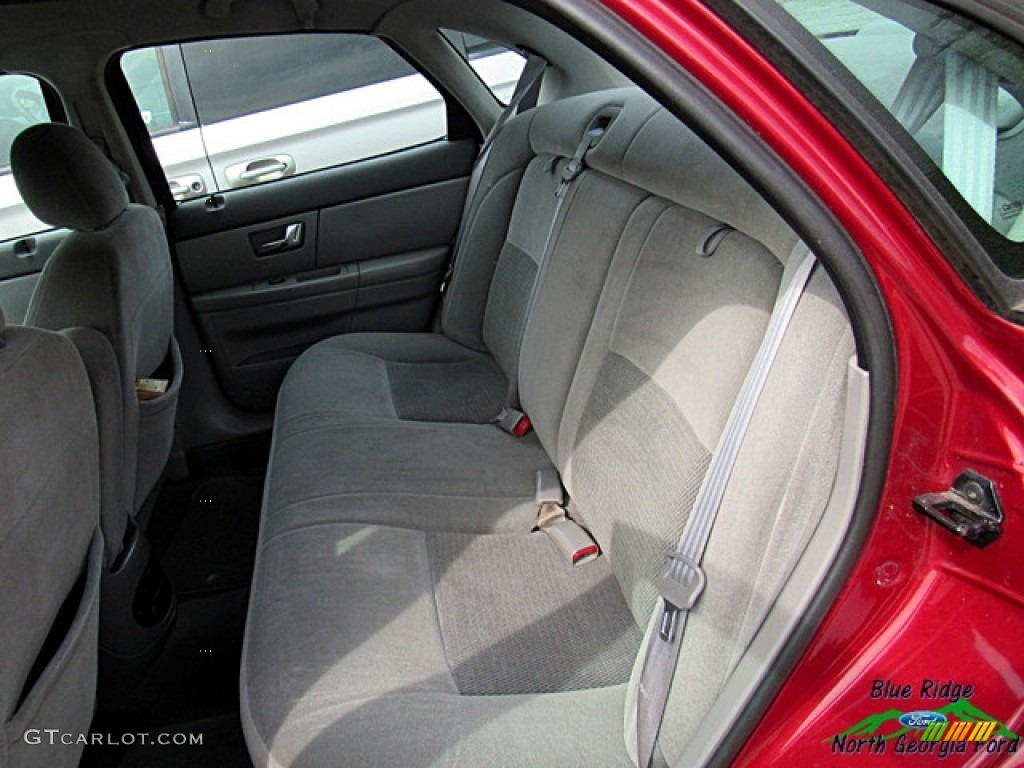2003 Taurus SES - Matador Red Metallic / Medium Graphite photo #8