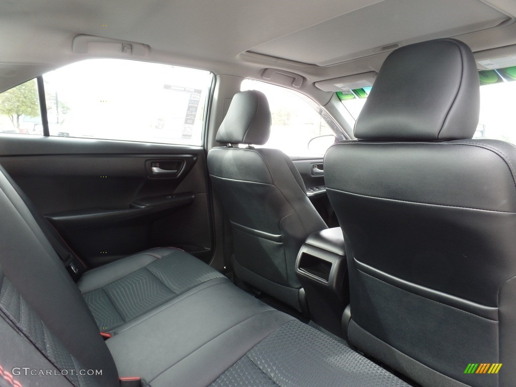 2015 Camry SE - Blizzard Pearl White / Black photo #13