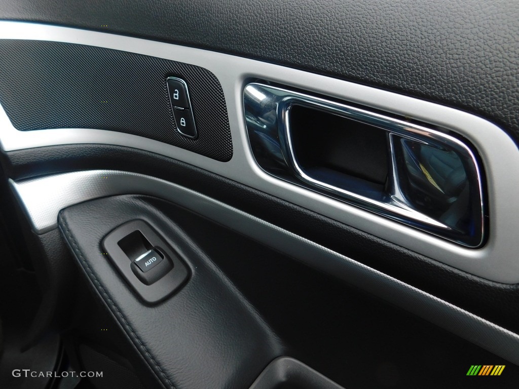 2015 Explorer XLT 4WD - Deep Impact Blue / Charcoal Black photo #26