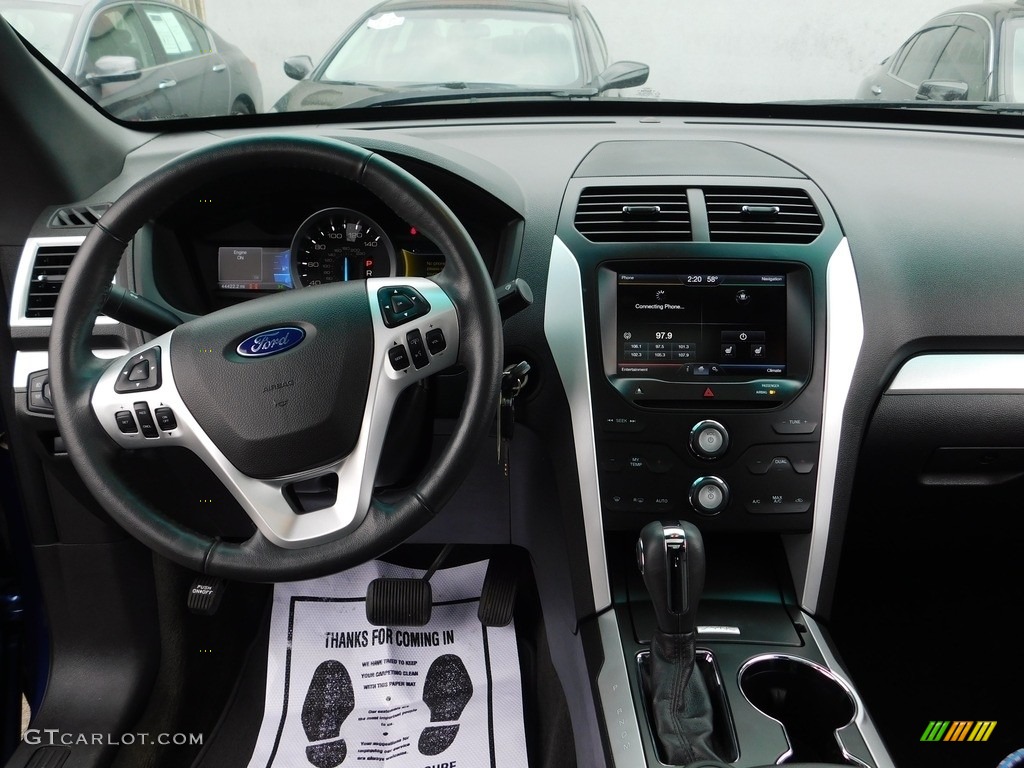 2015 Explorer XLT 4WD - Deep Impact Blue / Charcoal Black photo #38