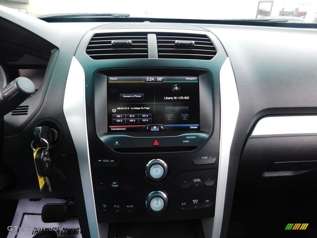 2015 Explorer XLT 4WD - Deep Impact Blue / Charcoal Black photo #45