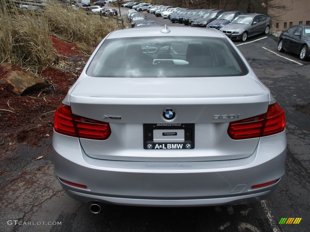 2014 3 Series 320i xDrive Sedan - Glacier Silver Metallic / Black photo #4