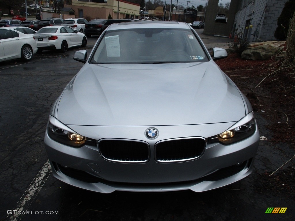 2014 3 Series 320i xDrive Sedan - Glacier Silver Metallic / Black photo #8