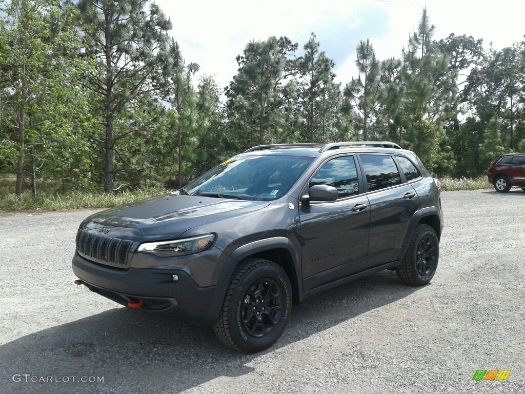 2019 Cherokee Trailhawk 4x4 - Granite Crystal Metallic / Black photo #1