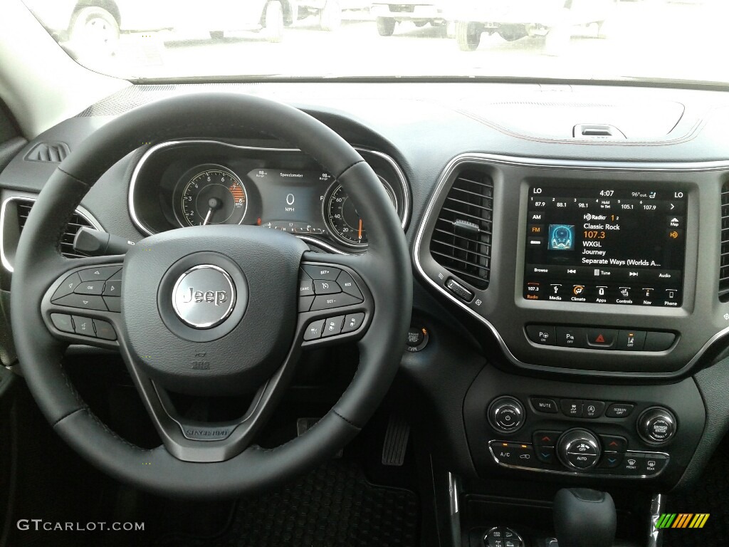 2019 Cherokee Trailhawk 4x4 - Granite Crystal Metallic / Black photo #13