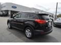 Black - RAV4 LE Photo No. 4