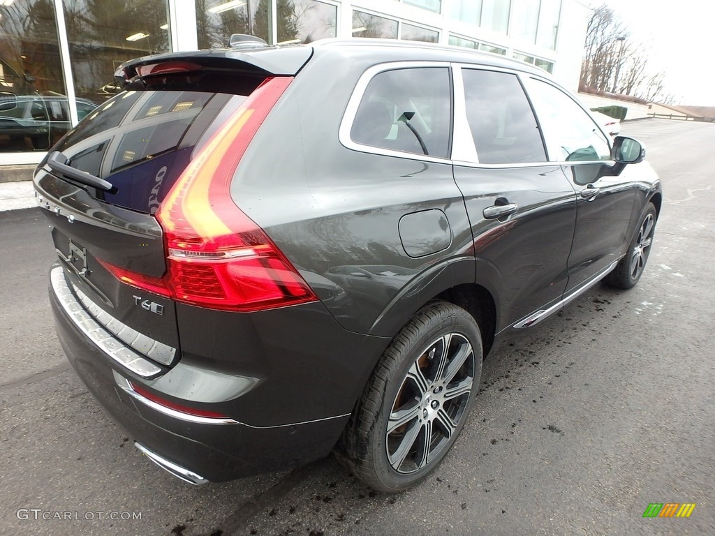 2018 XC60 T6 AWD Inscription - Pine Gray Metallic / Blonde photo #2