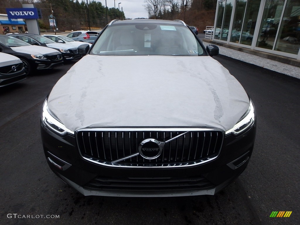 2018 XC60 T6 AWD Inscription - Pine Gray Metallic / Blonde photo #6