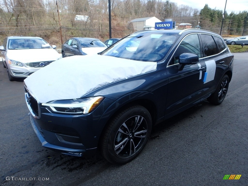 2018 XC60 T5 AWD Momentum - Denim Blue Metallic / Amber photo #5
