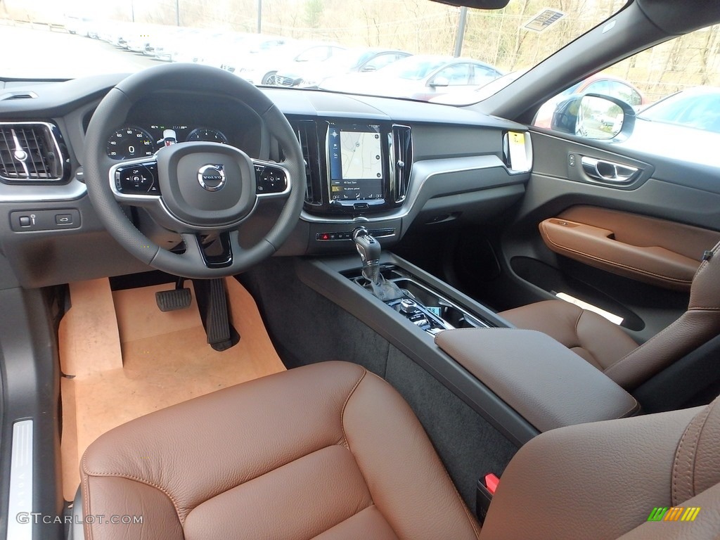 2018 XC60 T5 AWD Momentum - Denim Blue Metallic / Amber photo #9