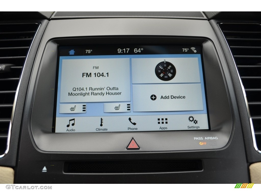 2018 Ford Taurus SEL Controls Photo #126420502