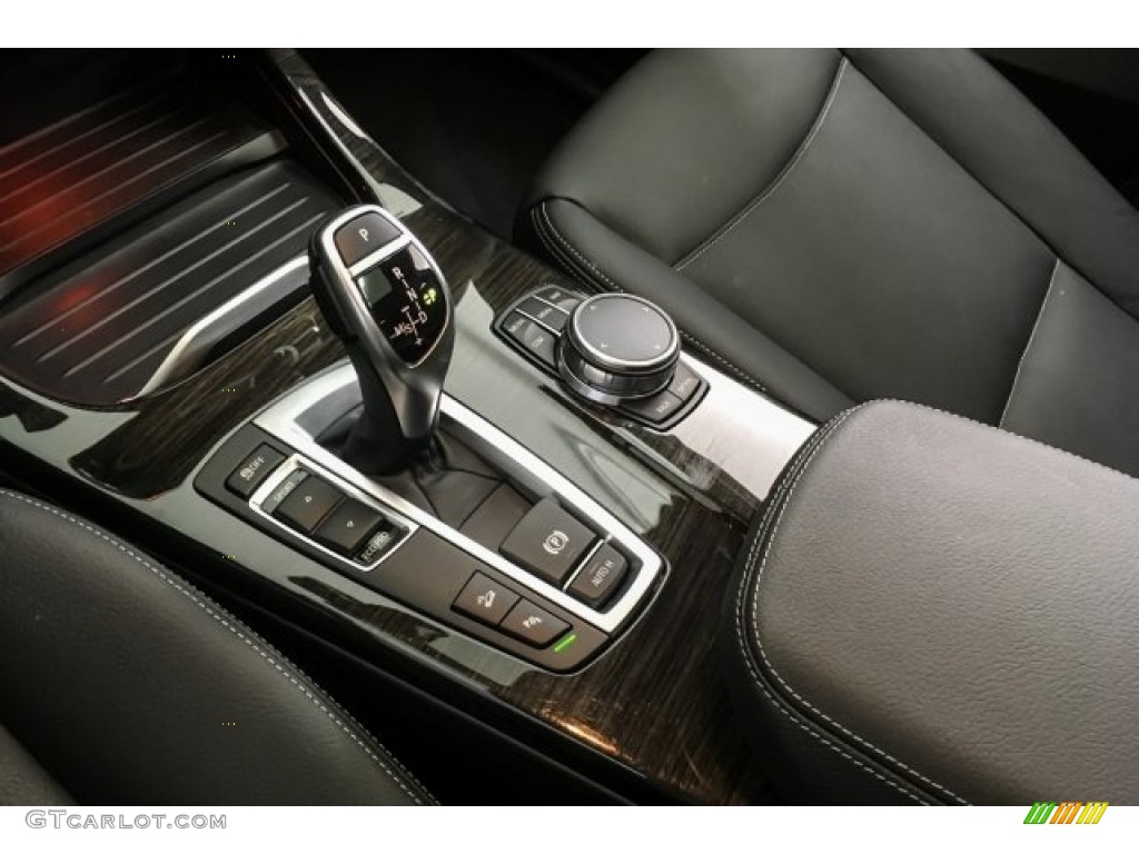 2018 BMW X4 xDrive28i Transmission Photos