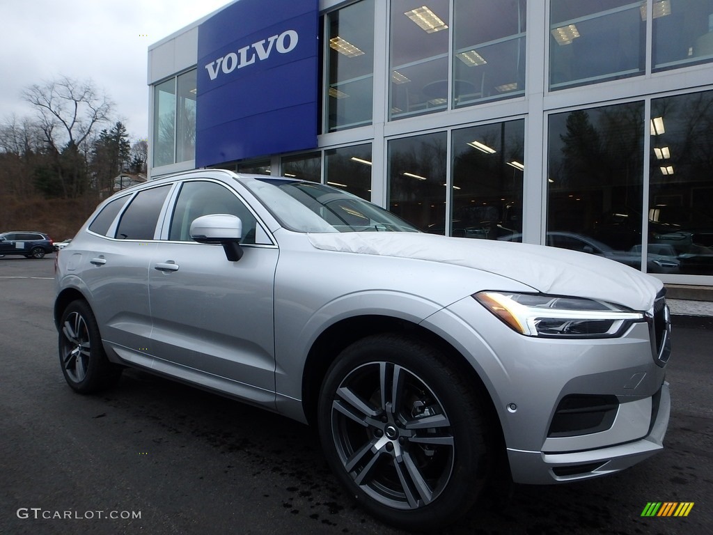 Electric Silver Metallic 2018 Volvo XC60 T5 AWD Momentum Exterior Photo #126422092