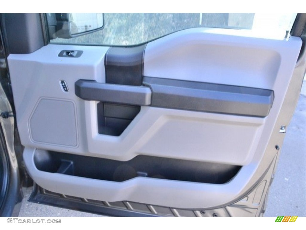2017 F150 XL SuperCrew 4x4 - Magnetic / Earth Gray photo #22