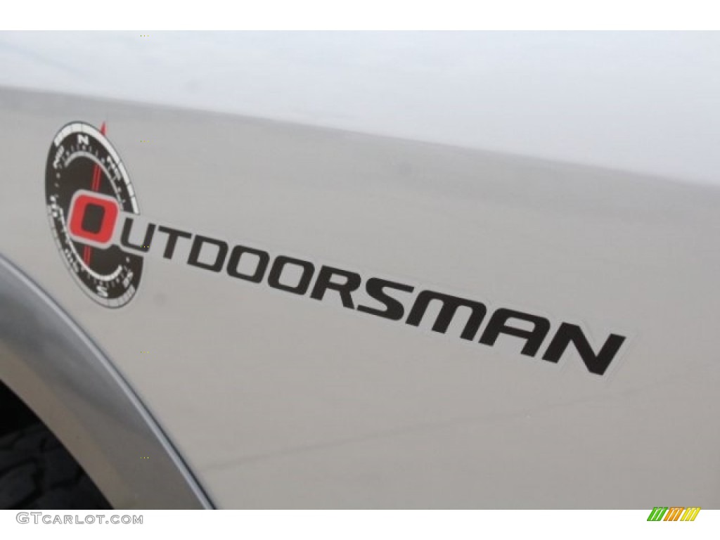 2011 Ram 1500 SLT Outdoorsman Crew Cab 4x4 - Bright Silver Metallic / Dark Slate Gray/Medium Graystone photo #11