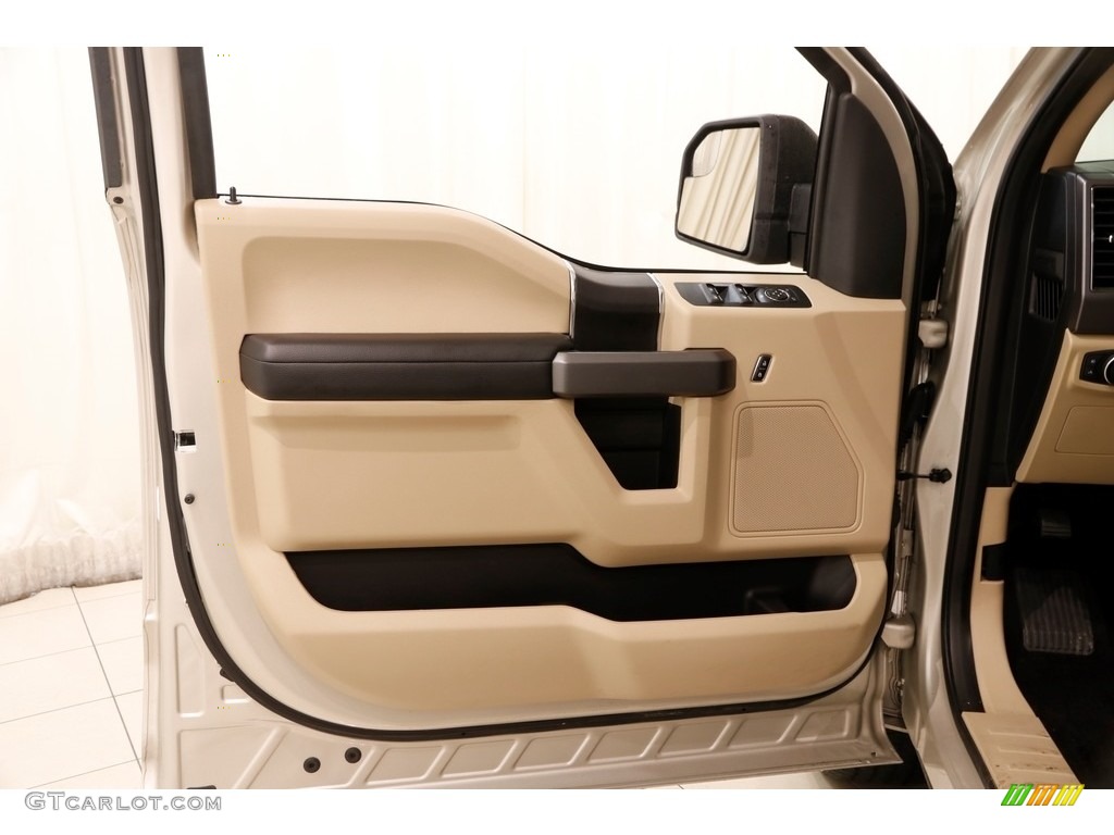2017 F150 XLT SuperCrew 4x4 - White Gold / Light Camel photo #4
