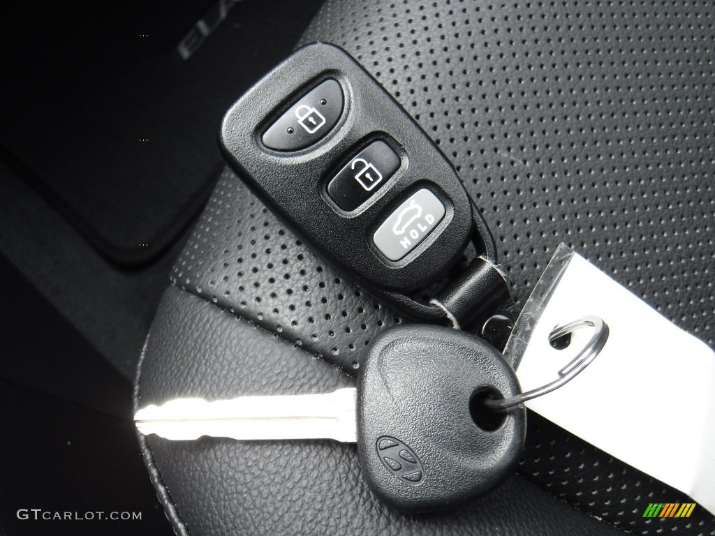 2015 Elantra Limited Sedan - Geranium Red / Black photo #26