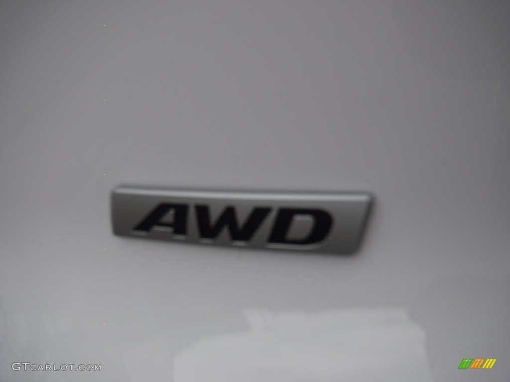 2015 Tucson GLS AWD - Winter White / Beige photo #11