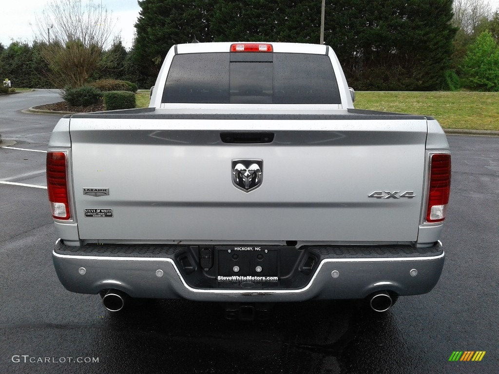2018 1500 Laramie Crew Cab 4x4 - Bright Silver Metallic / Black photo #7