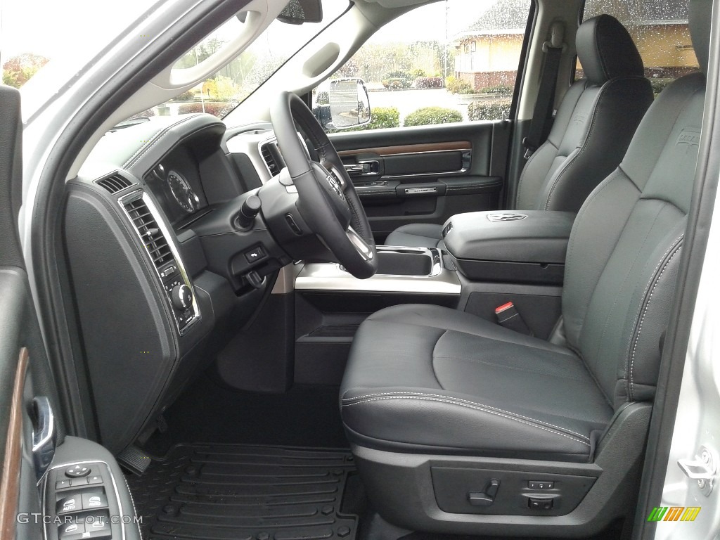 Black Interior 2018 Ram 1500 Laramie Crew Cab 4x4 Photo #126428296