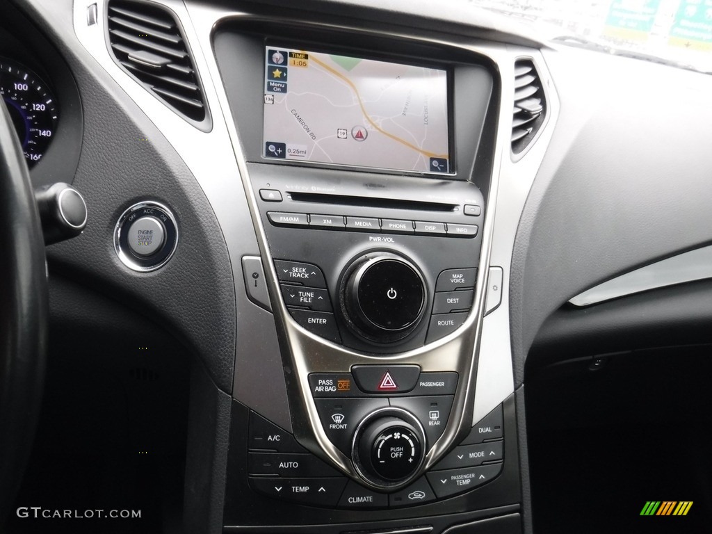 2012 Azera  - Hyper Silver Metallic / Black photo #16