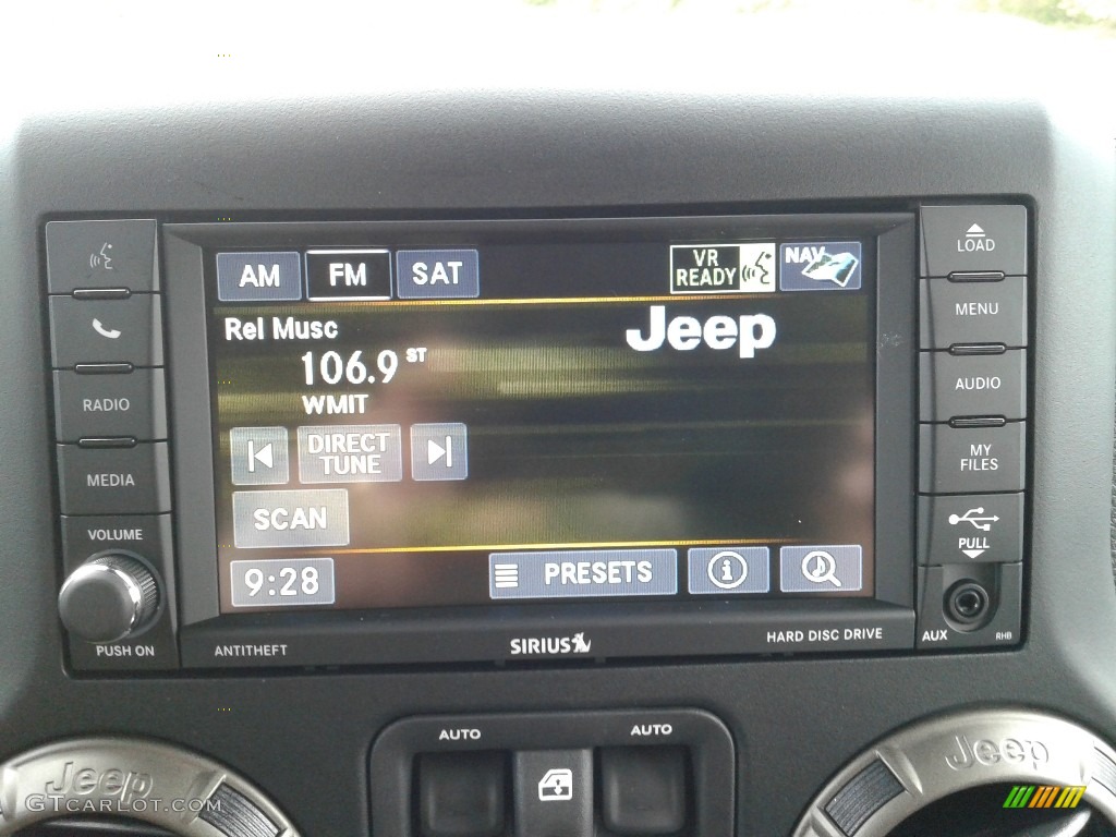 2018 Jeep Wrangler Unlimited Golden Eagle 4x4 Controls Photo #126429610
