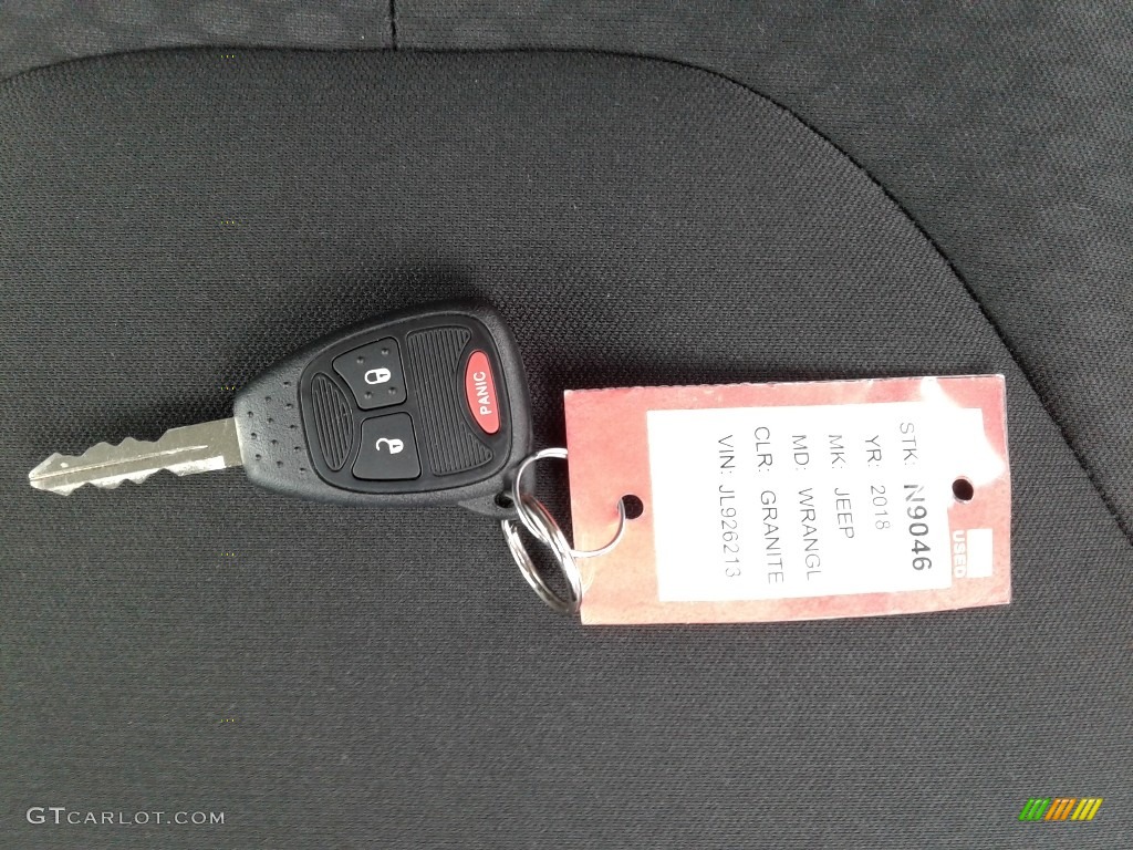 2018 Jeep Wrangler Unlimited Golden Eagle 4x4 Keys Photos