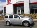 2008 Silver Lightning Nissan Pathfinder SE 4x4  photo #2