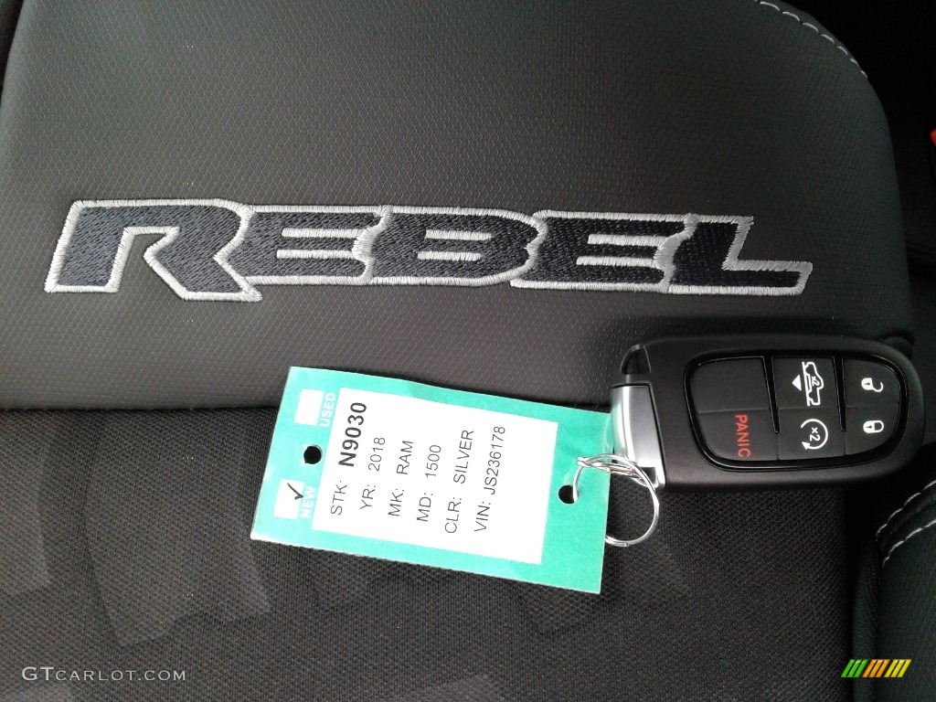 2018 1500 Rebel Crew Cab 4x4 - Bright Silver Metallic / Black photo #35