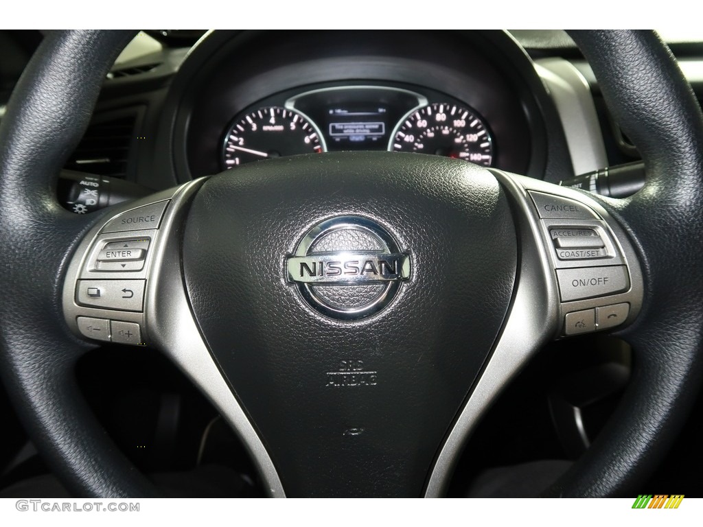 2014 Altima 2.5 S - Cayenne Red / Charcoal photo #16
