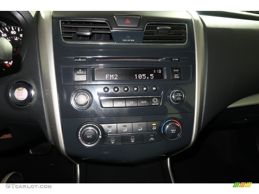 2014 Altima 2.5 S - Cayenne Red / Charcoal photo #18