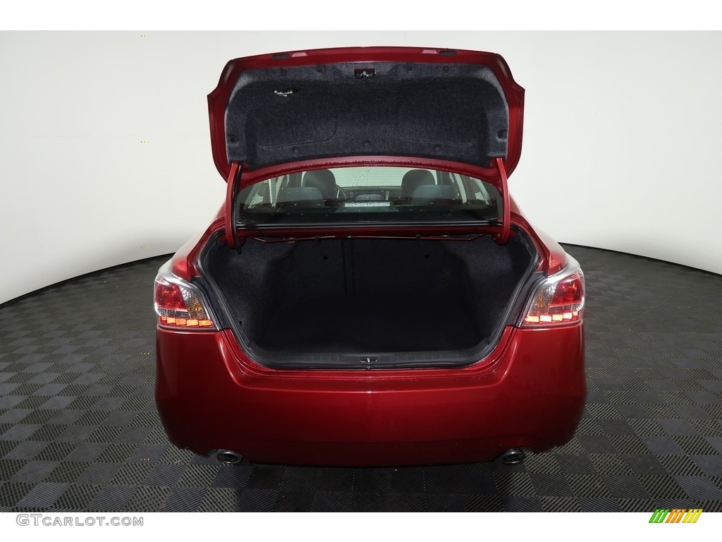2014 Altima 2.5 S - Cayenne Red / Charcoal photo #23