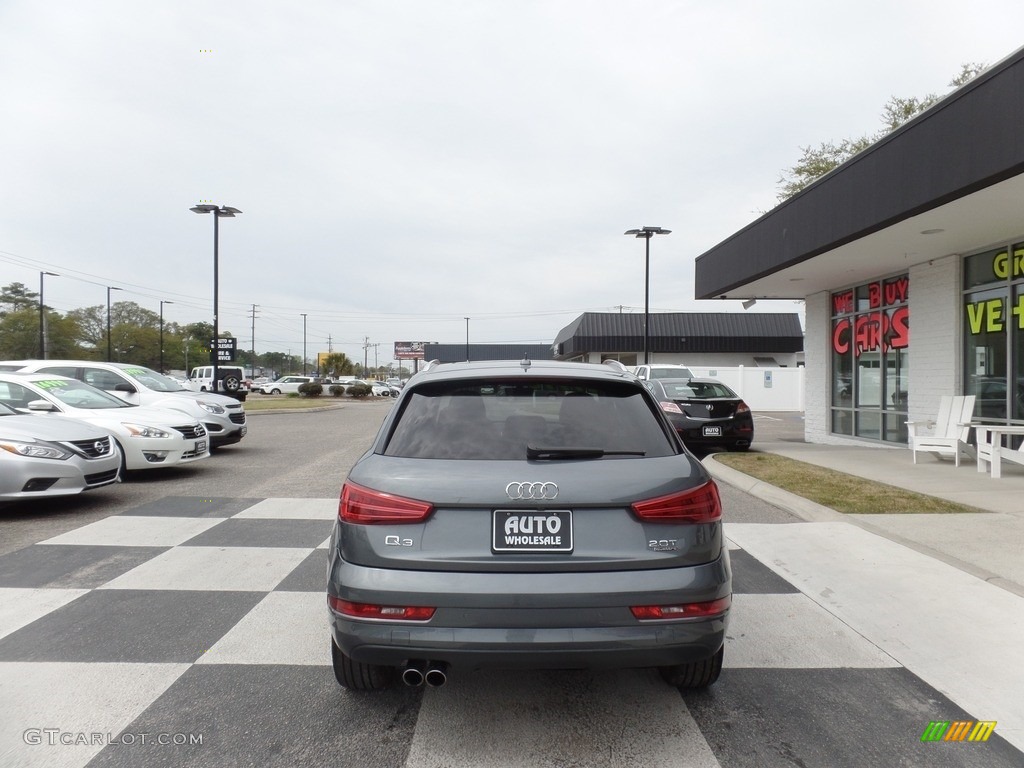 2017 Q3 2.0 TFSI Premium Plus quattro - Monsoon Gray Metallic / Black photo #4