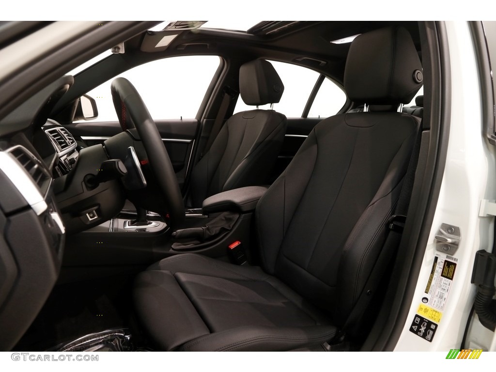 2018 3 Series 330i xDrive Sedan - Alpine White / Black photo #5