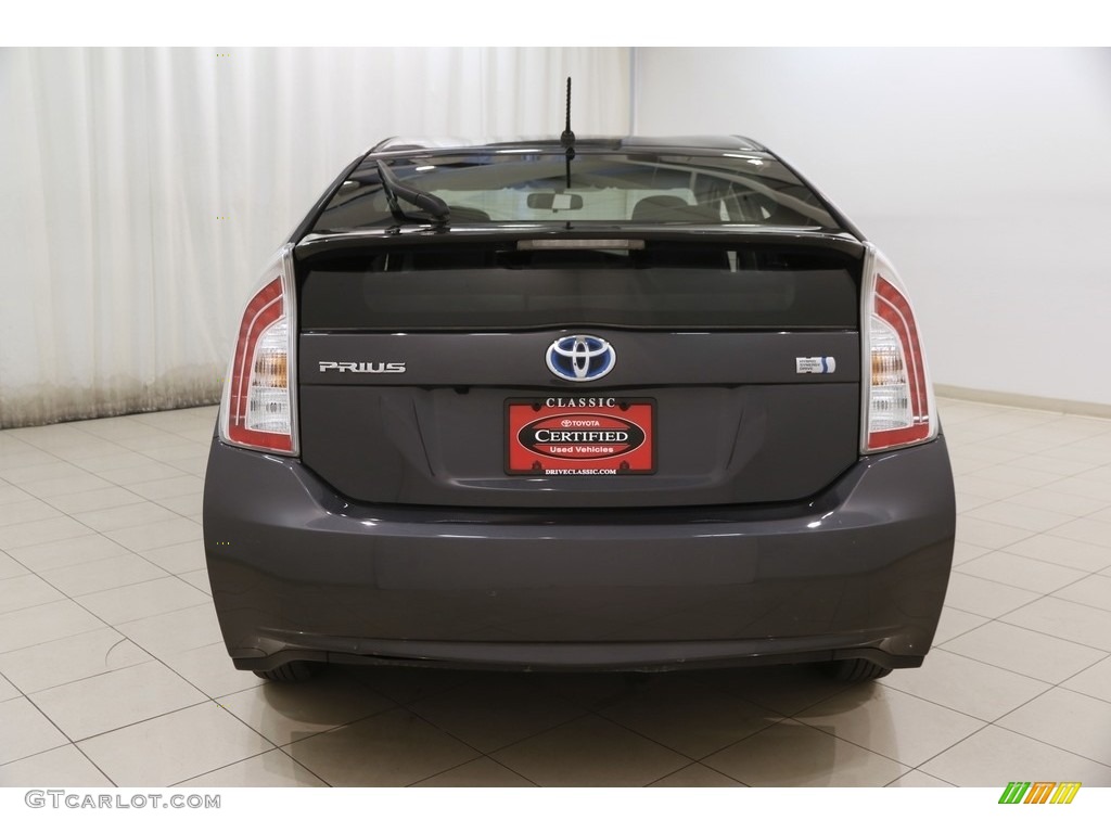 2015 Prius Two Hybrid - Winter Gray Metallic / Dark Gray photo #17