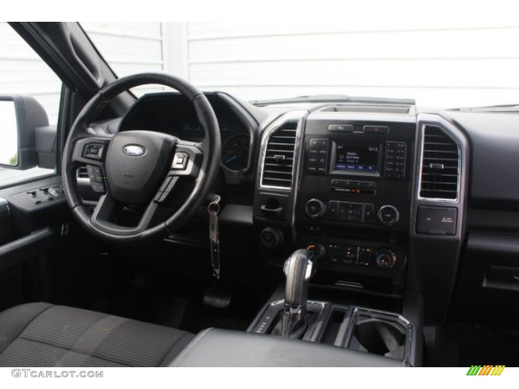 2016 F150 XLT SuperCab - Ingot Silver / Medium Earth Gray photo #25