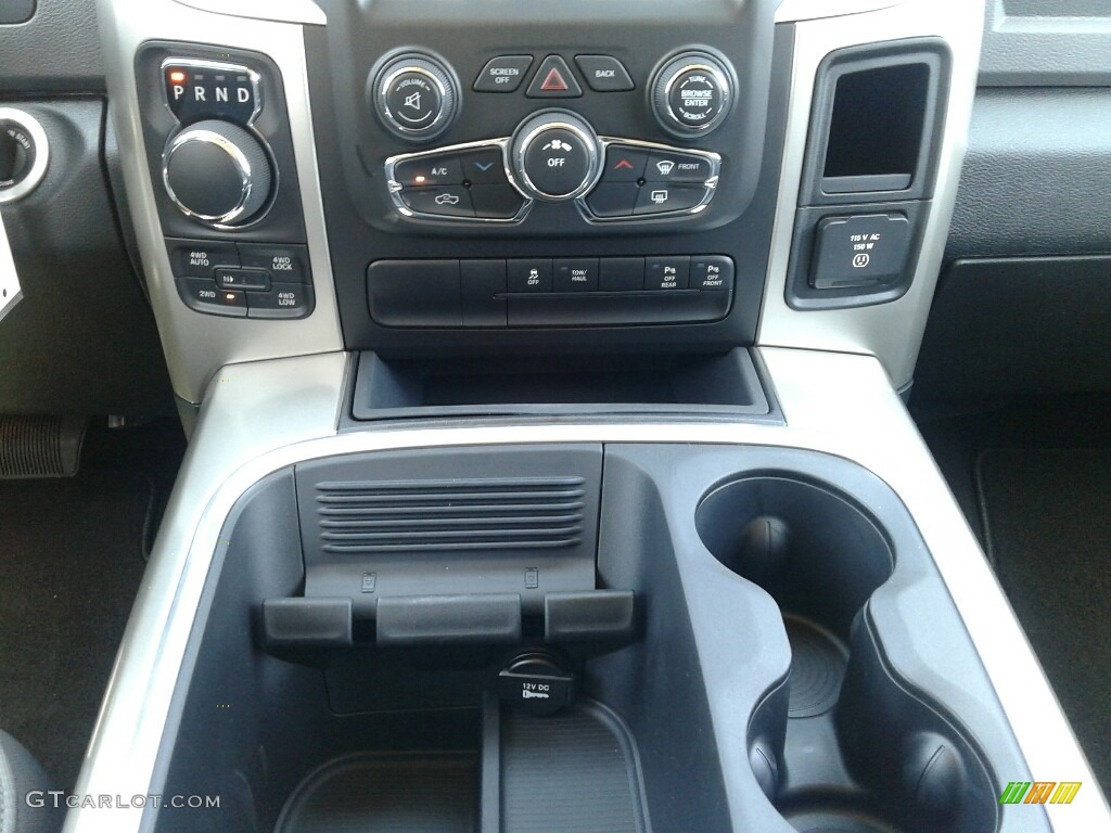 2018 1500 Big Horn Crew Cab 4x4 - Flame Red / Black/Diesel Gray photo #16
