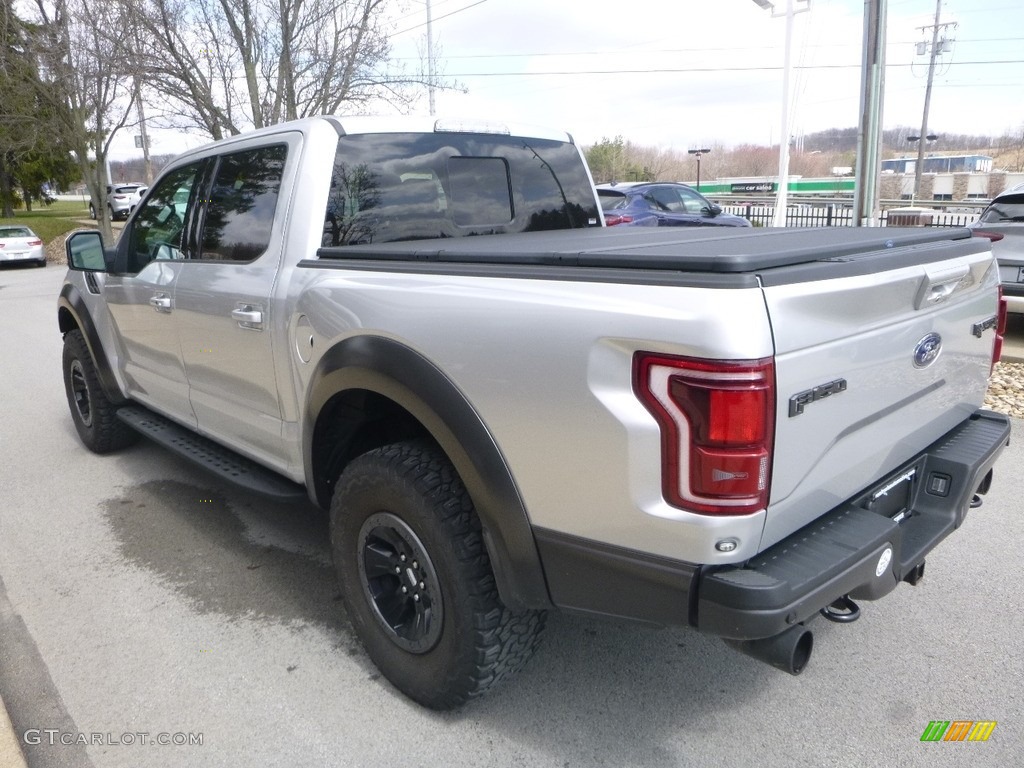 2017 F150 SVT Raptor SuperCrew 4x4 - Ingot Silver / Raptor Black photo #7