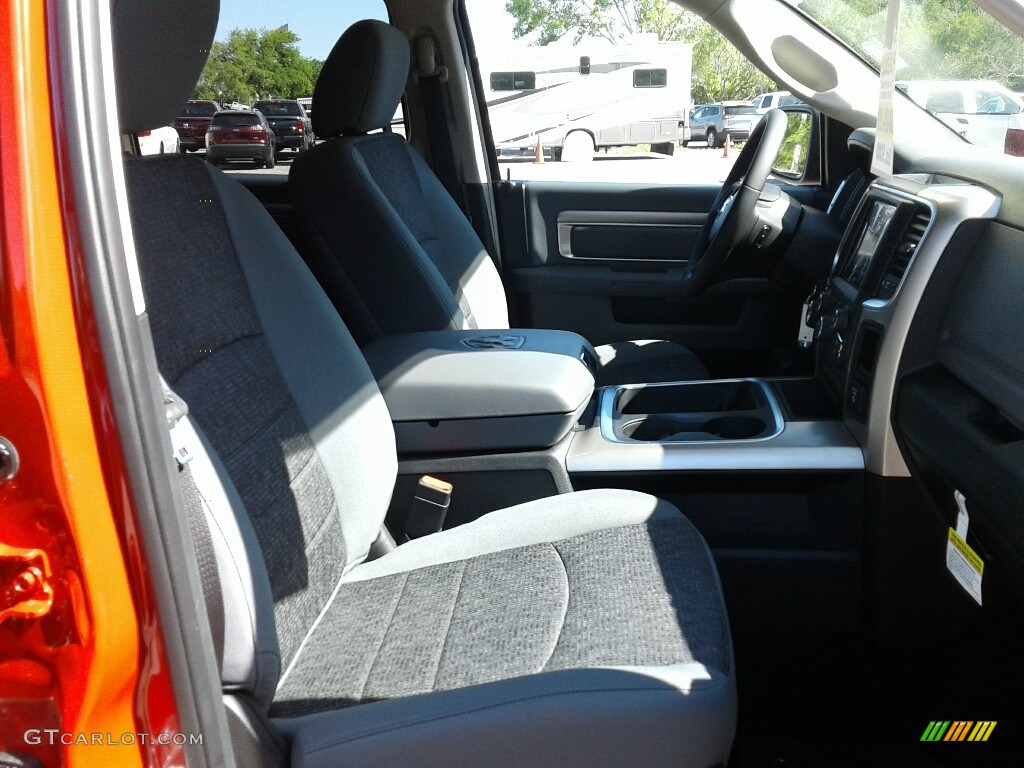2018 1500 Big Horn Crew Cab - Flame Red / Black/Diesel Gray photo #12