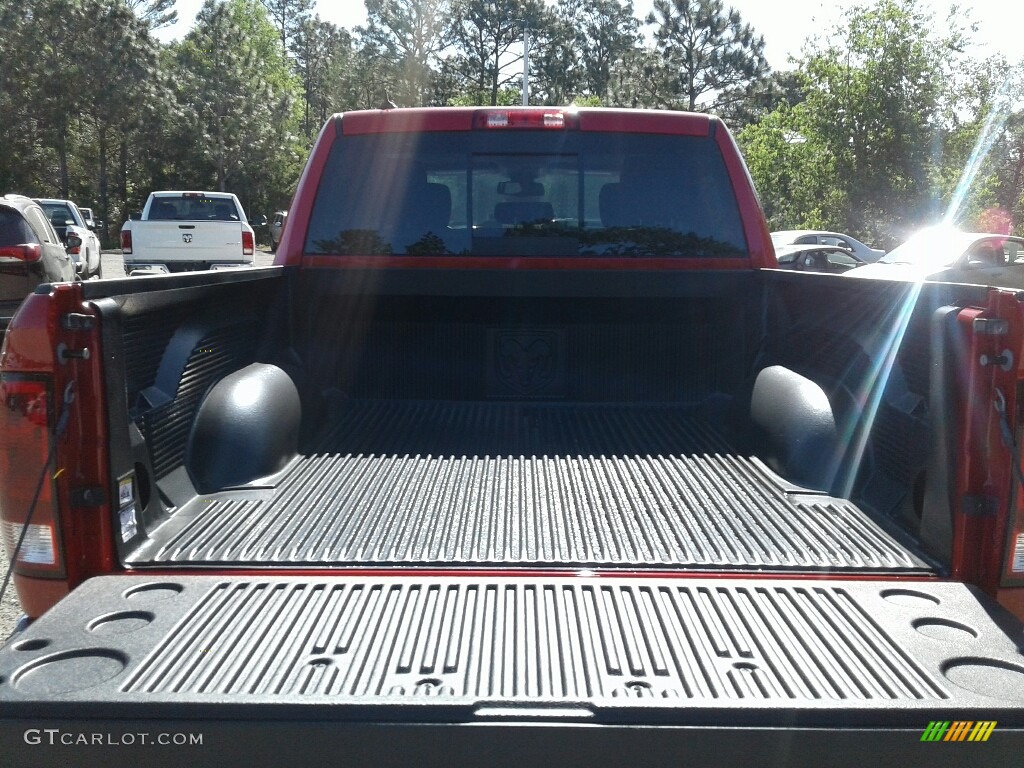 2018 1500 Big Horn Crew Cab - Flame Red / Black/Diesel Gray photo #19