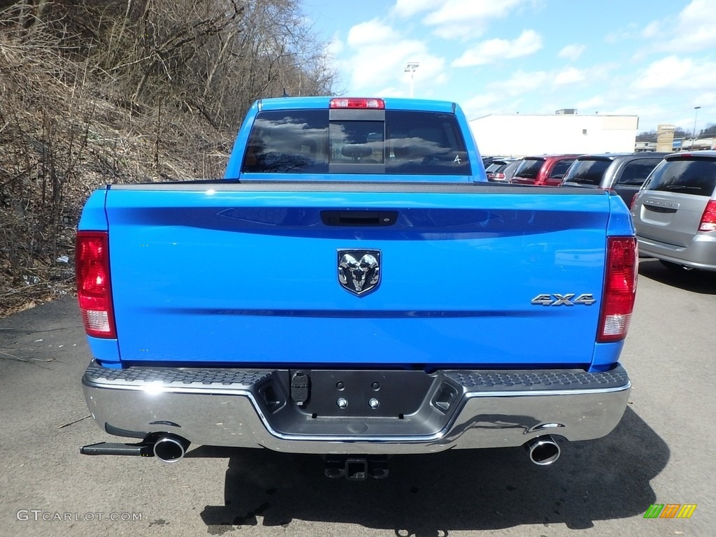 2018 1500 Big Horn Crew Cab 4x4 - Holland Blue / Black/Diesel Gray photo #4